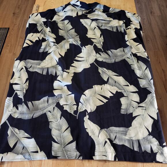 Tommy Bahama XXXL 100% Silk Black Green Botanical Print Collared Button Down - Picture 10 of 11